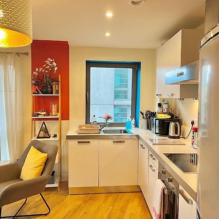 Skyview Apartment By Noknokstay - City Centre With Parking - Group, Family, Business Sheffield Kültér fotó