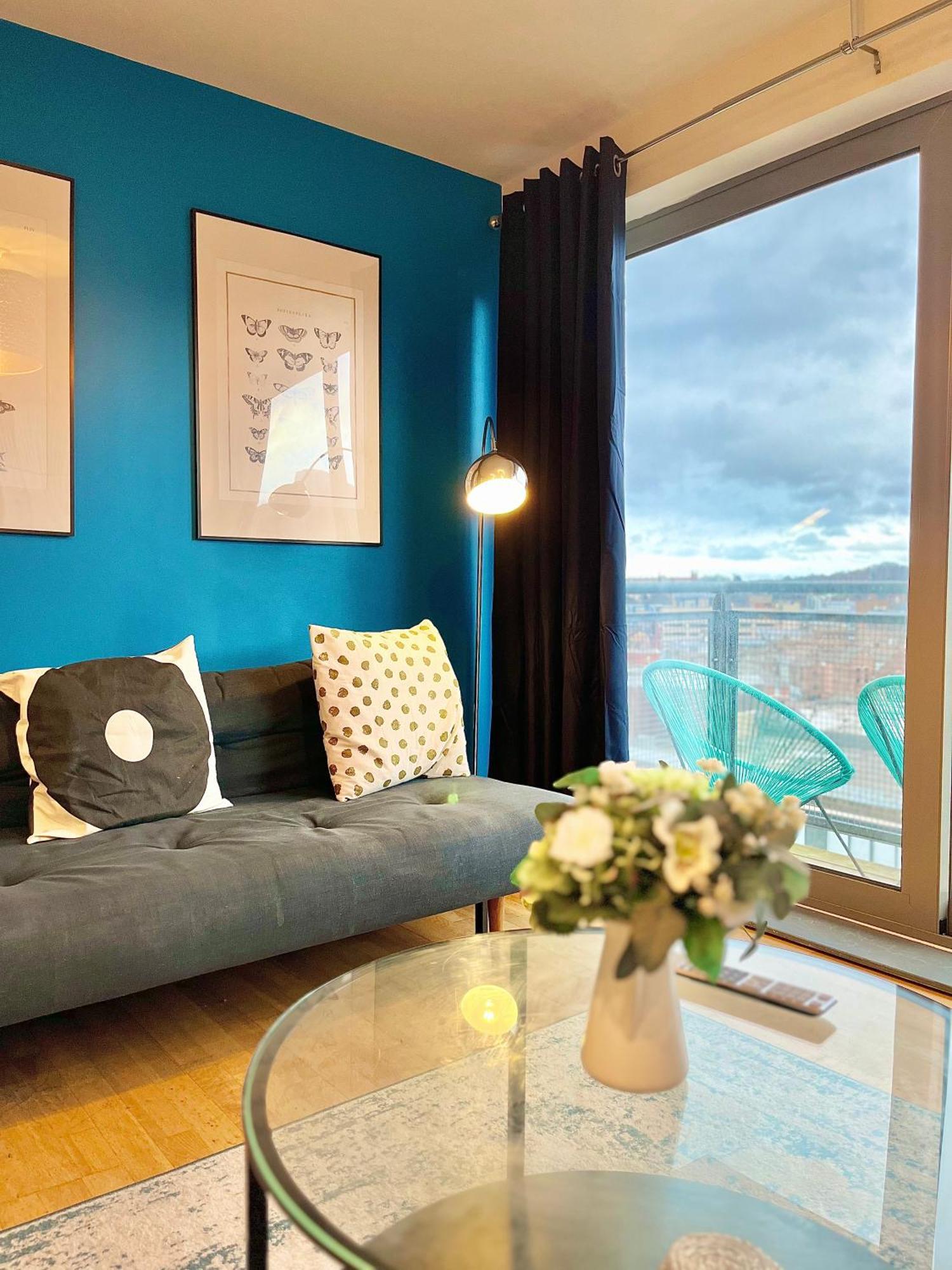 Skyview Apartment By Noknokstay - City Centre With Parking - Group, Family, Business Sheffield Kültér fotó